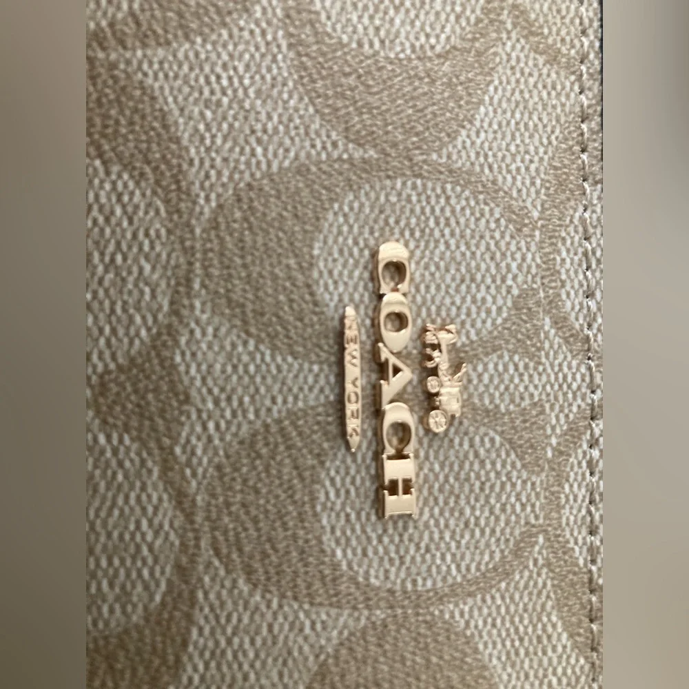 BUNDLE DEAl‼️ Coach Classic Belt Signature Canvas/Coach Pouch Signature Canvas - Picture 14 of 15